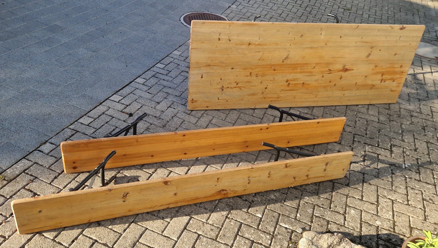 Articoli in legno: Gartenmöbel Holz – Usato da KREUZLINGEN venduto da sma_c5fz 2