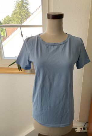 Hellblaues T-Shirt aus Baumwolle, Grösse S, neuwertig
