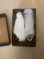 Original nie getragen Tommy Hilfiger Sneaker Weiss Grösse 40