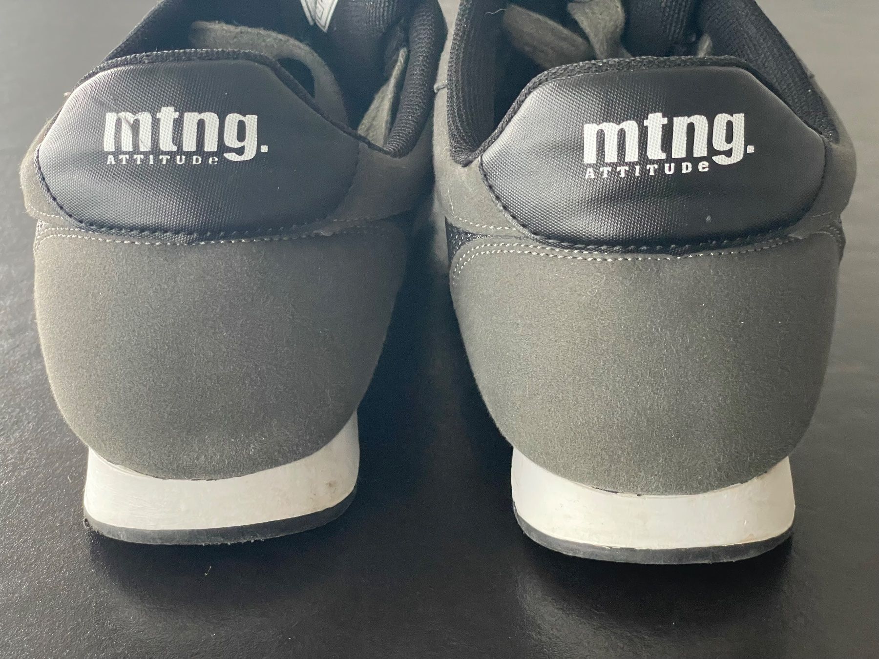 Herrenschuhe: Mesh/Leder Walking Sneaker grau Grösse 43 – Gebraucht aus Klingnau von Quasimondo 3