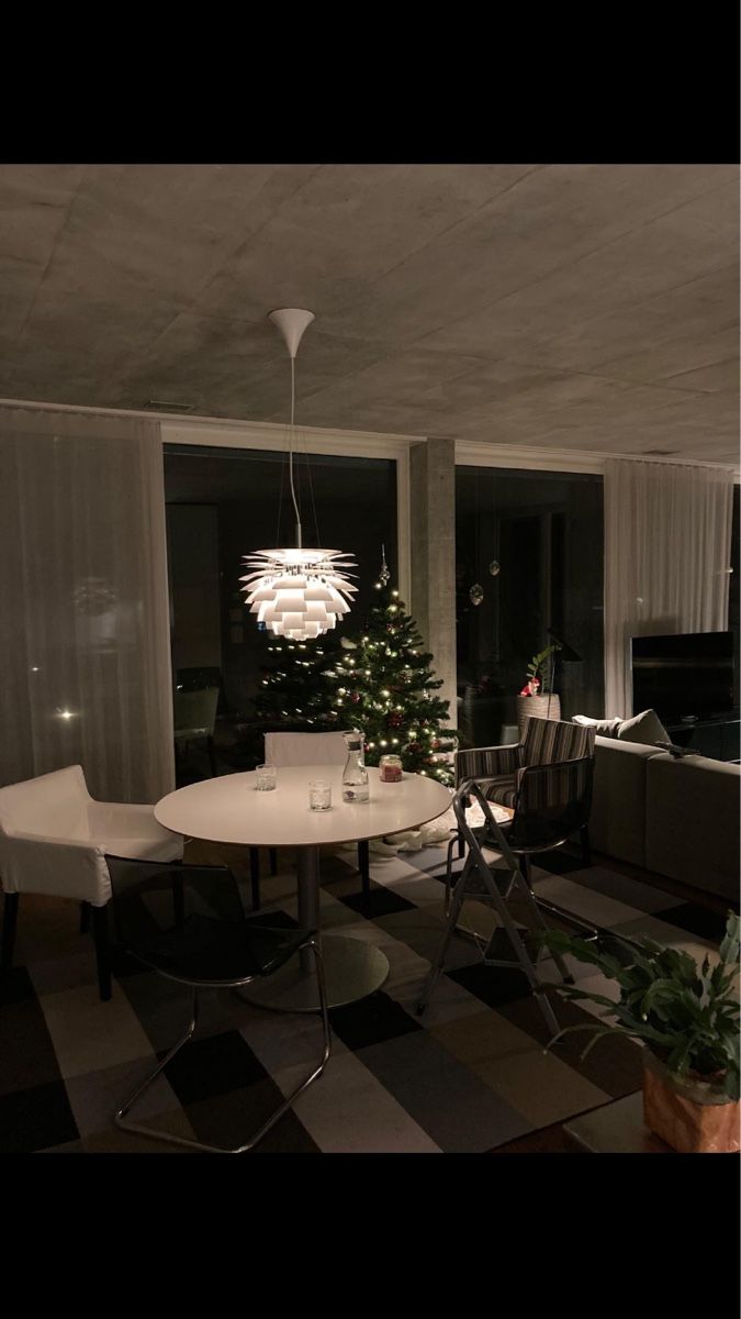 Louis Poulsen Lustres & lampes de plafonds: PH Artichoke in Weiss ORIGINAL – D'occasion à Sempach par diegito_87