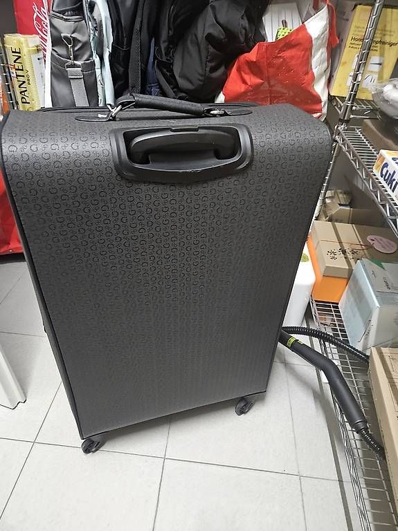 Reisekoffer: Valigia Guess – Neu und originalverpackt aus Sagno von jan_f2vp