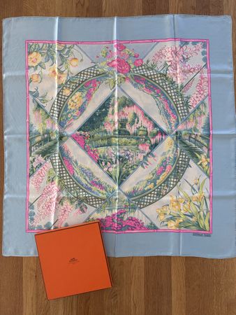 Hermès Paris Carré 90 «Giverny» – Laurence Bourthoumieux