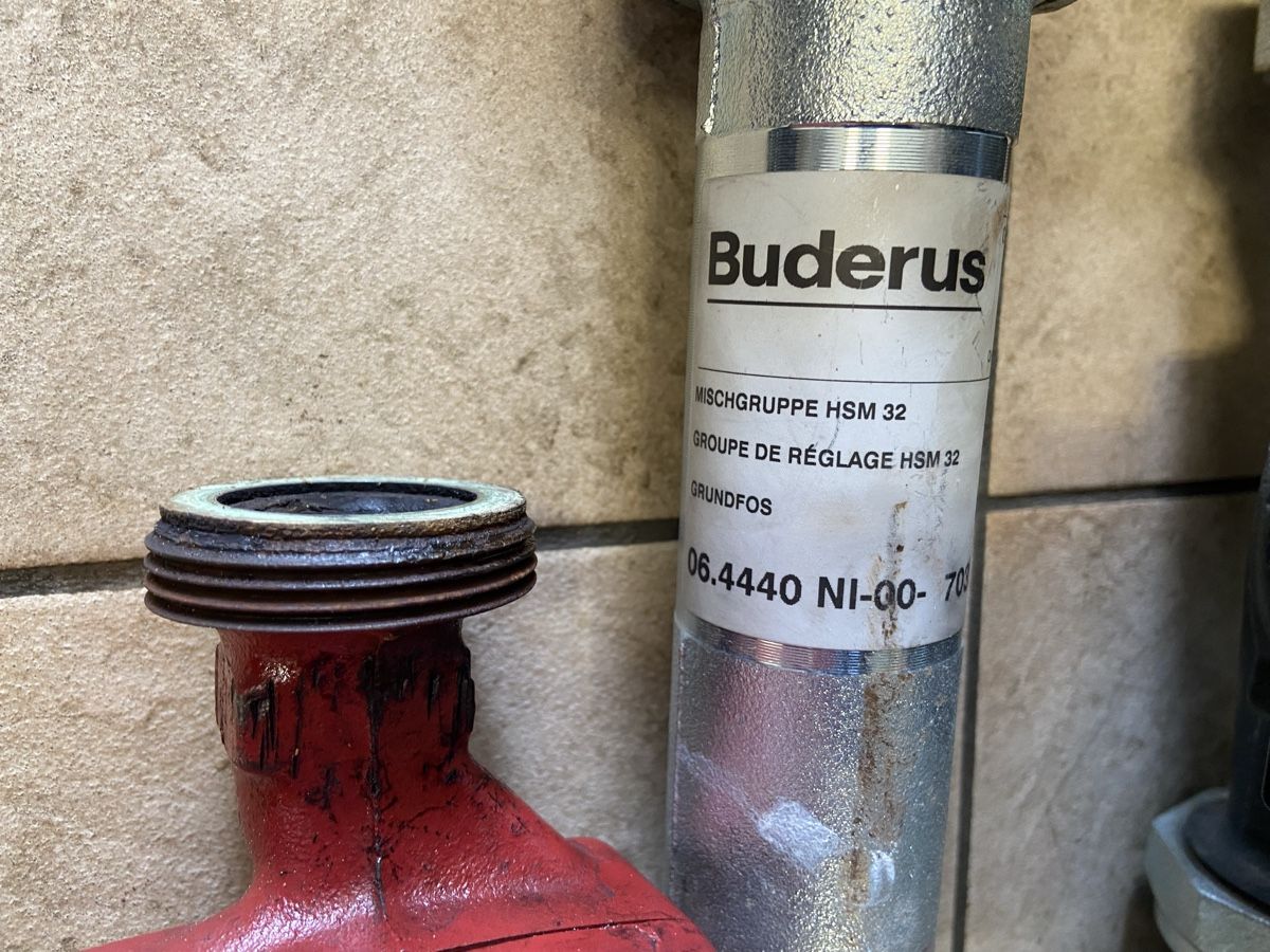 Altro in Utensili da giardino: Buderus Mischruppe – Usato da Remetschwil venduto da elsbeth-6961 2