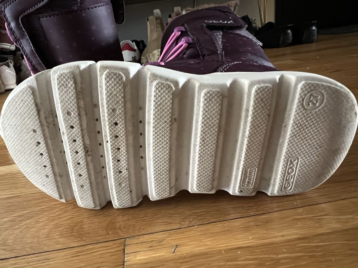 Geox Scarpe per ragazze: Winterstiefel, Geox Amphibiox Gr. 27, Top Zustand! – Nuovo (secondo la descrizione) da Zürich venduto da Blinddarm 3