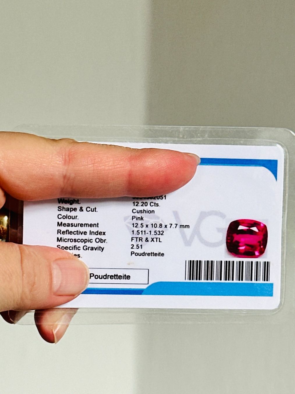 Pietre preziose: 12.20 Ct Certified Cushion Cut Loose Gemstone – Nuovo e nell'imballaggio originale da Genève venduto da AWWA 9