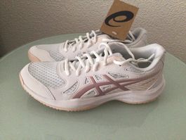 Turnschuhe von Asics Grösse UK 6,5