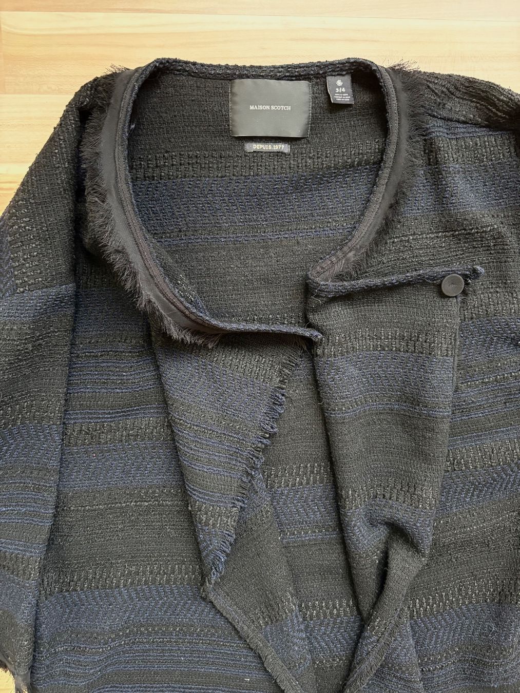 Maison Scotch Jacken: Maison Scotch Strickjacke. Schwarz. Neu – Neu (gemäss Beschreibung) aus Oetwil an der limmat von Sual 6