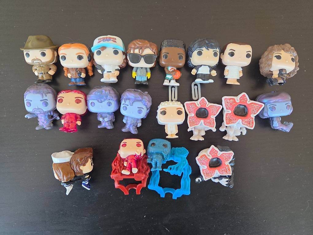 Statuette: Stranger Things Kinderjoy Figuren – Nuovo (secondo la descrizione) da Ormalingen venduto da Phoenix1012