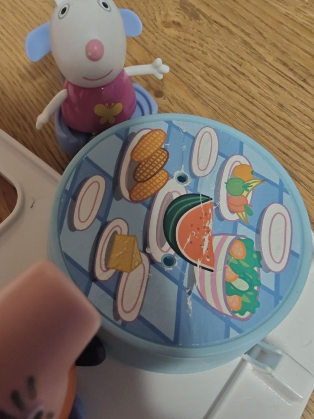 Hasbro Giocattoli: Peppa Pig Wust Camper Caravan + Freunde – Nuovo (secondo la descrizione) da Obernau venduto da ChooseWisely 4