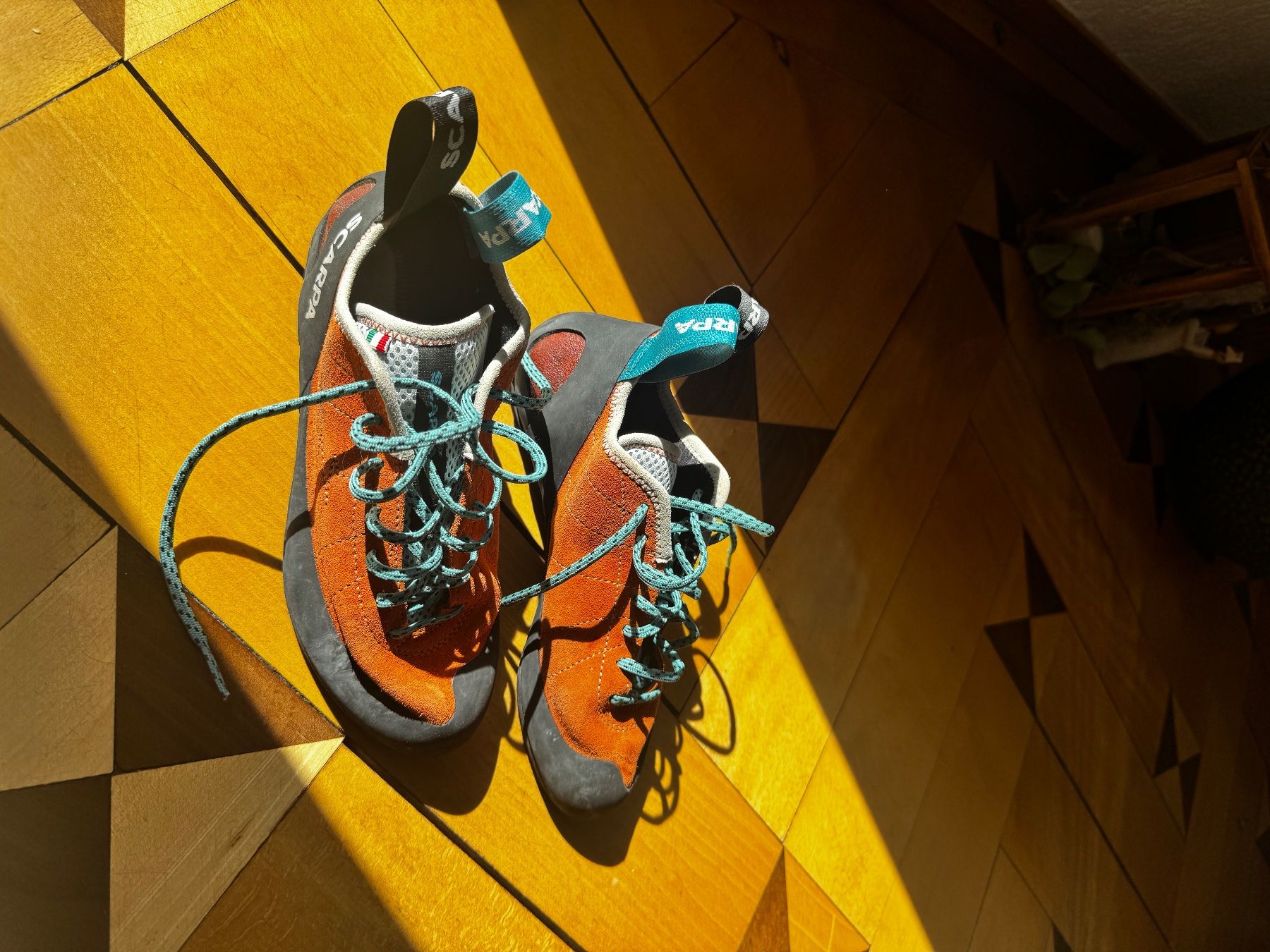 Scarpa Scarpe da donna: Scarpa Damen Helix Kletterschuhe – Usato da Wettingen venduto da Joxmoon