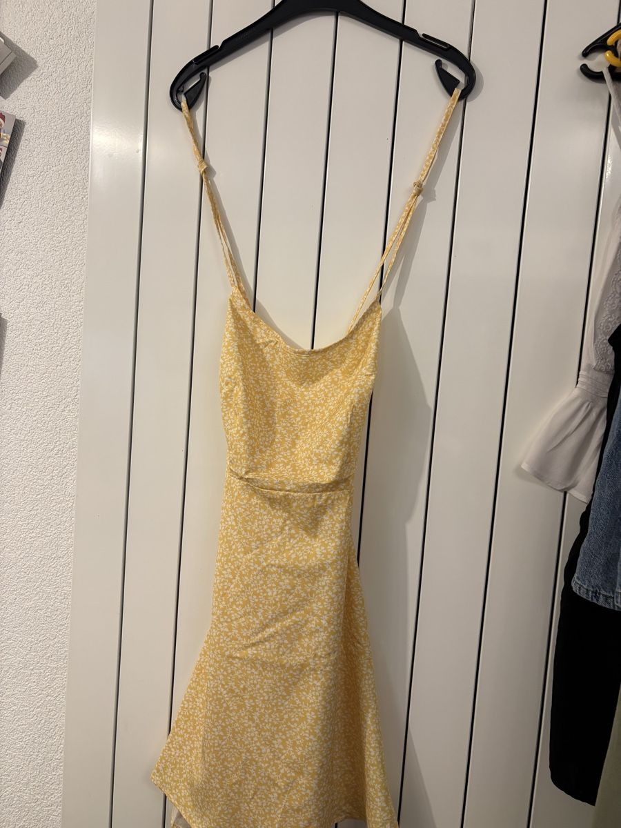 Kleider: Robe d’été – Gebraucht aus Evionnaz von Meliestange