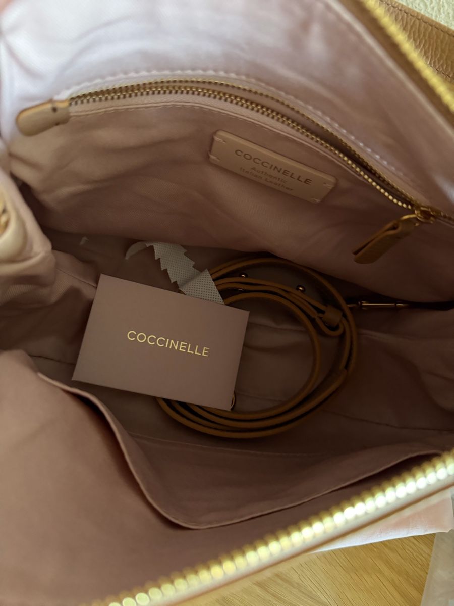 Coccinelle Borse da donna: Neue Coccinelle Tasche – Nuovo e nell'imballaggio originale da Gerlafingen venduto da Uragano 7