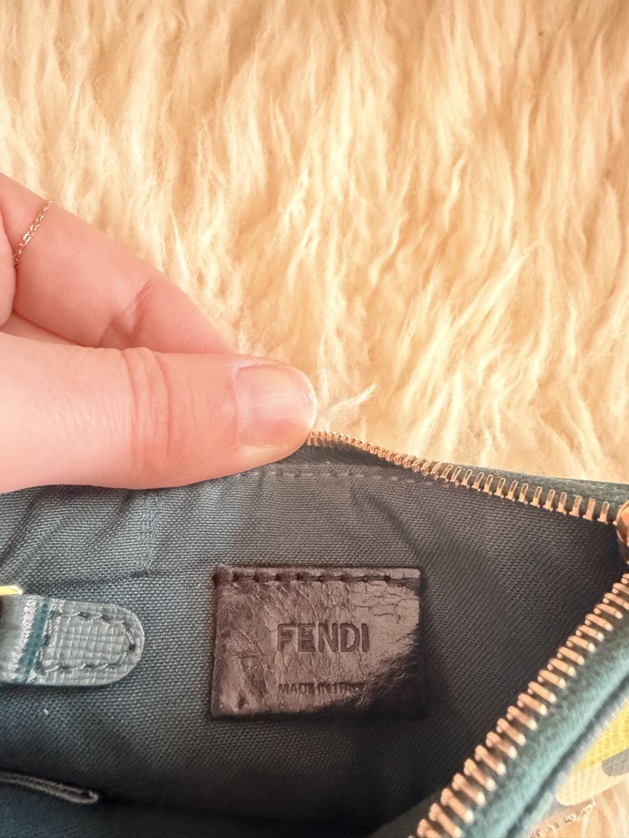 Fendi Borse da donna: Pochette fendi monster – Usato da Lausanne venduto da Meganelausanne 5