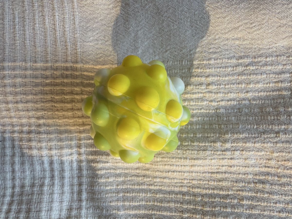Bälle: Stressball – Neu (gemäss Beschreibung) aus Wettingen von enhuufeguggus
