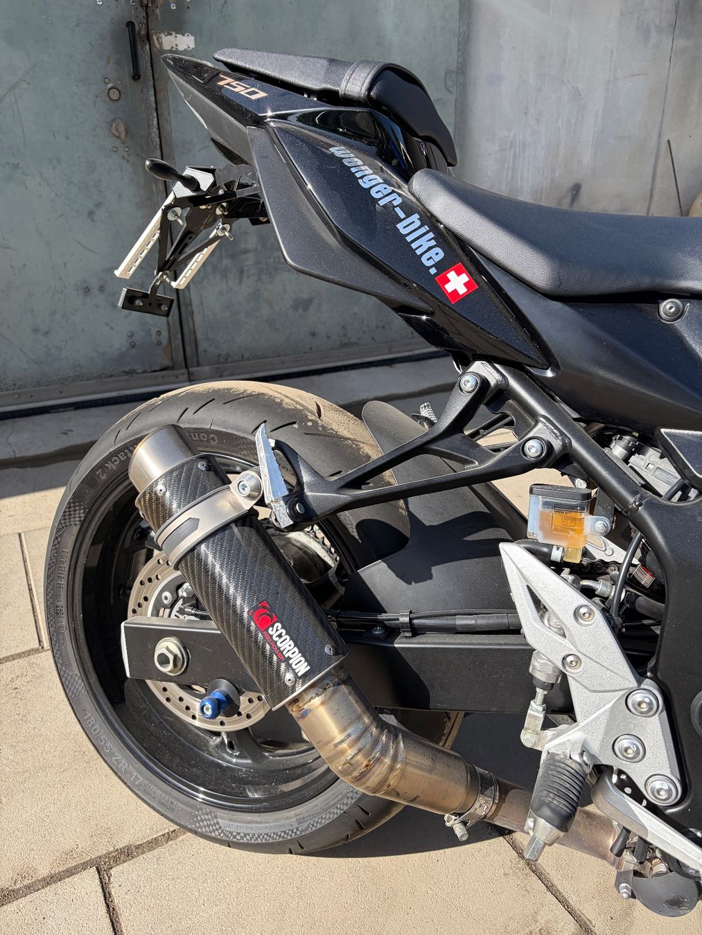 Suzuki Strada: Suzuki GSR750A 11400km ab MFK – Usato da Zuchwil venduto da dor_m2xk 3