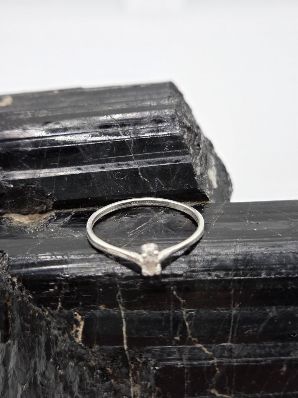 Anelli: Silberring mit Zirkon Grösse 53 – Nuovo e nell'imballaggio originale da Füllinsdorf venduto da Faulan_6 2