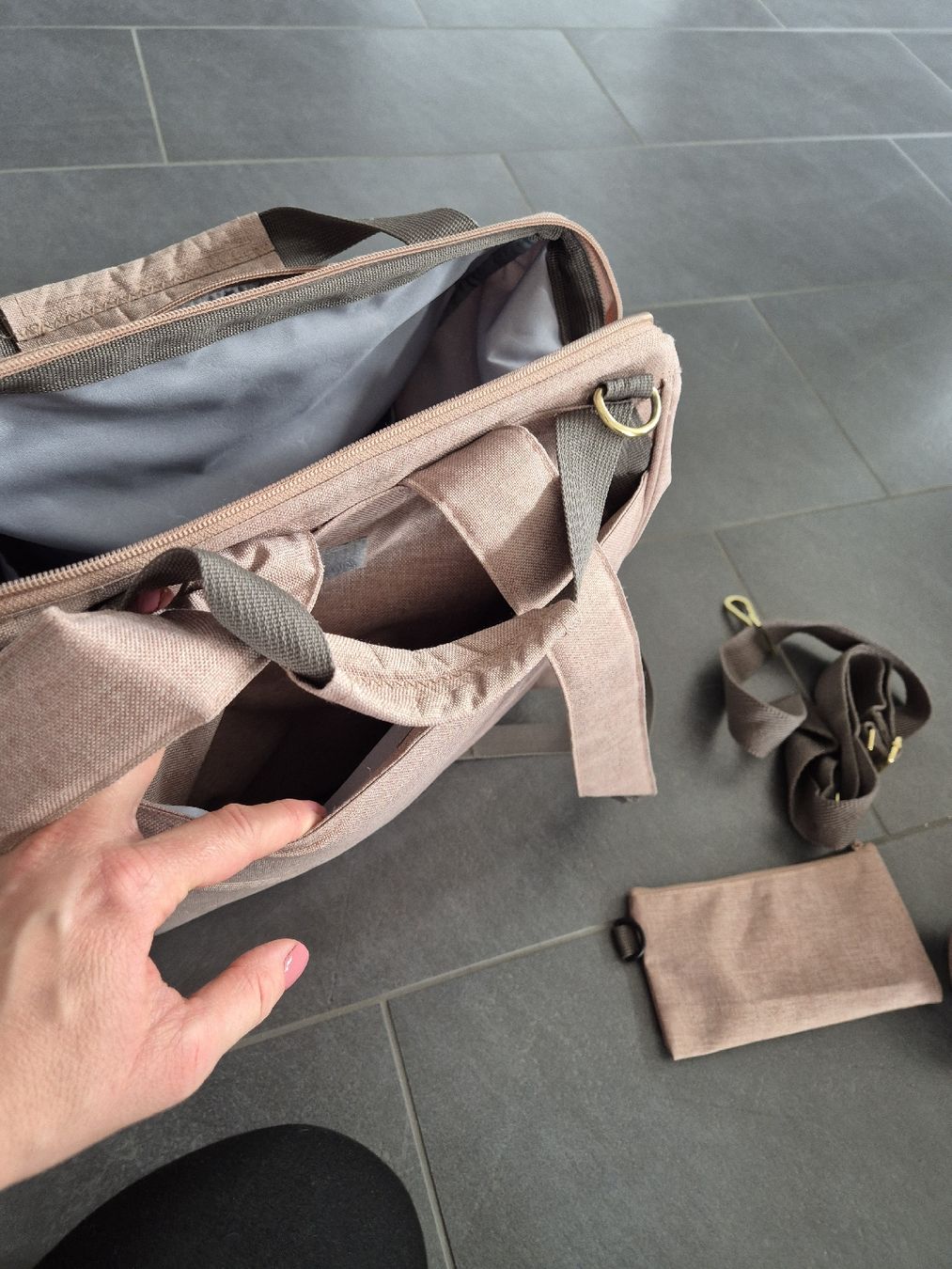 Lässig Borse & Zaini: Neuwertiger Lässig Wickelrucksack – Nuovo (secondo la descrizione) da Wimmis venduto da hawaiiblume 2
