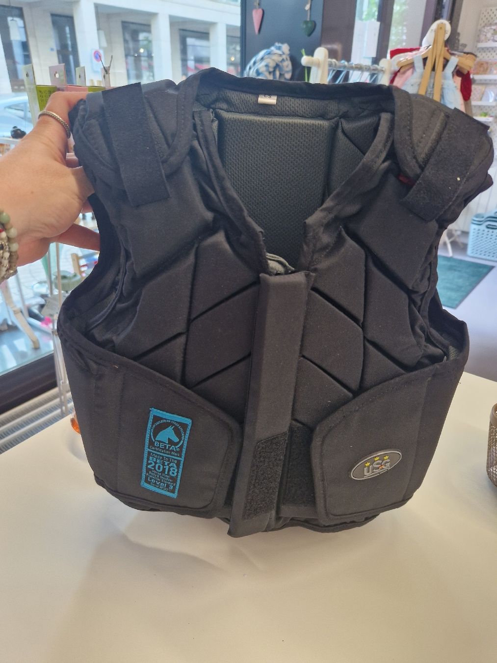 Altro abbigliamento per bambino: USG Reitweste Kinder – Usato da Wallisellen venduto da misnenes 6