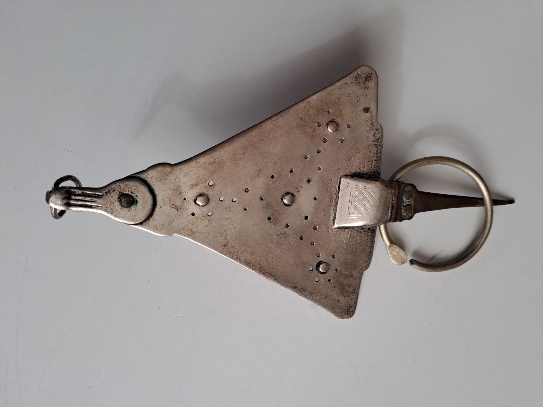 Ciondoli: FIBULE BERBERE MAROC ANCIENNE – Usato da LAUSANNE venduto da KWEW 2