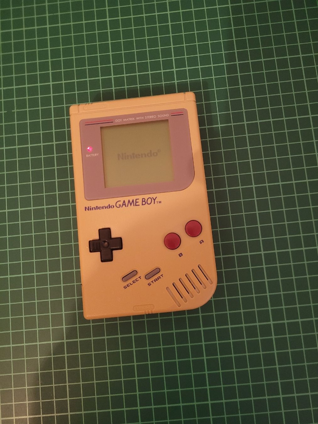 Nintendo Console: Nintendo Game Boy Original Handheld Console With Game! – Usato da Meyrin venduto da Retro-GZ 2