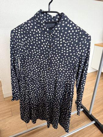 Robe IKKS taille 140
