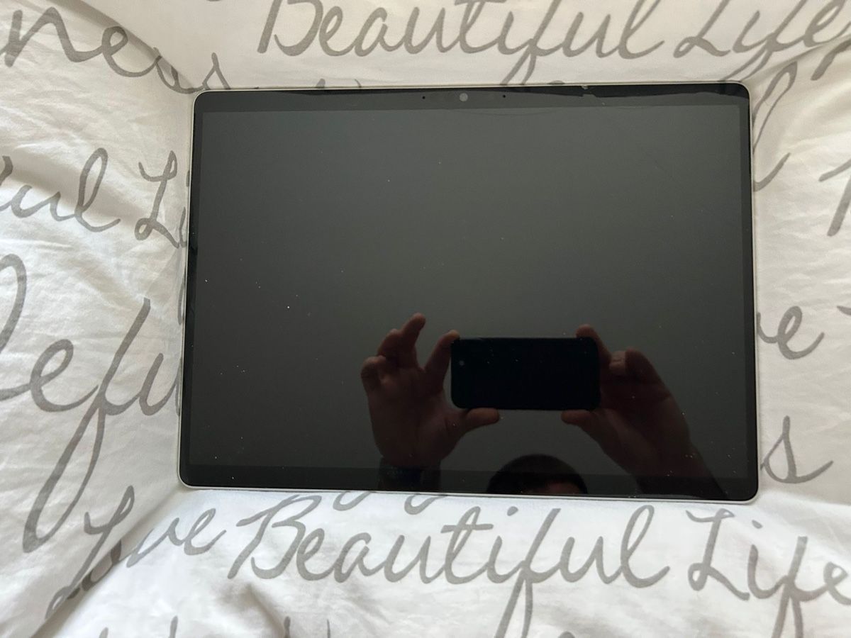 Microsoft Notebook: Microsoft Surface Pro 9 (inkl. Tastatur und Stift) – Usato da Herisau venduto da pav_57g8 1