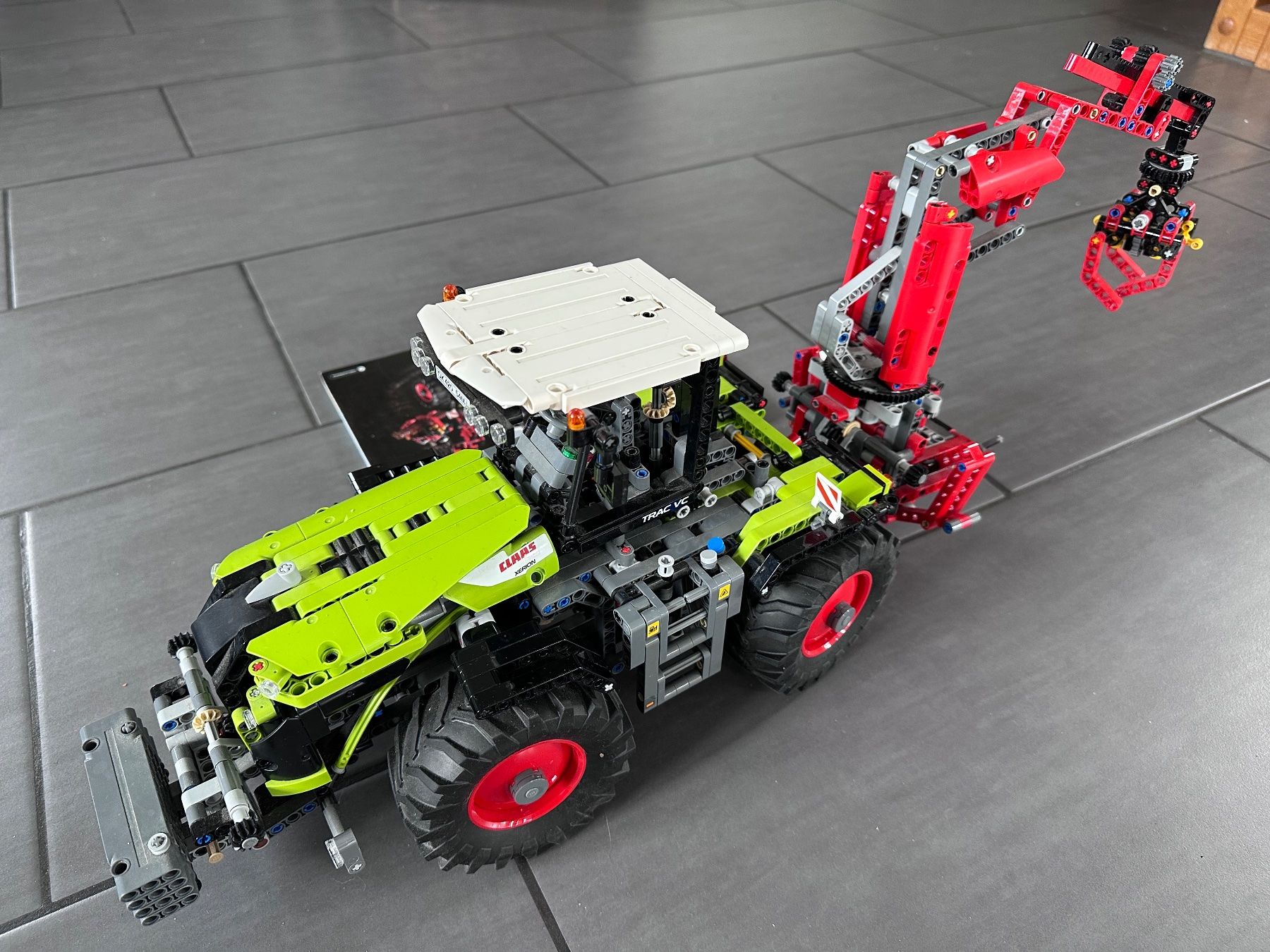 Technics Kit di costruzioni: LEGO Technic Claas Xerion 42054 Traktor – Usato da Rüegsauschachen venduto da Stefu 3