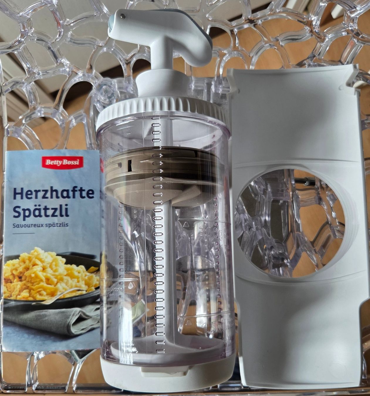 Betty Bossi Küchengeräte: Betty Bossi Spätzliblitz Maxi – Gebraucht aus Gossau SG von tenerife11