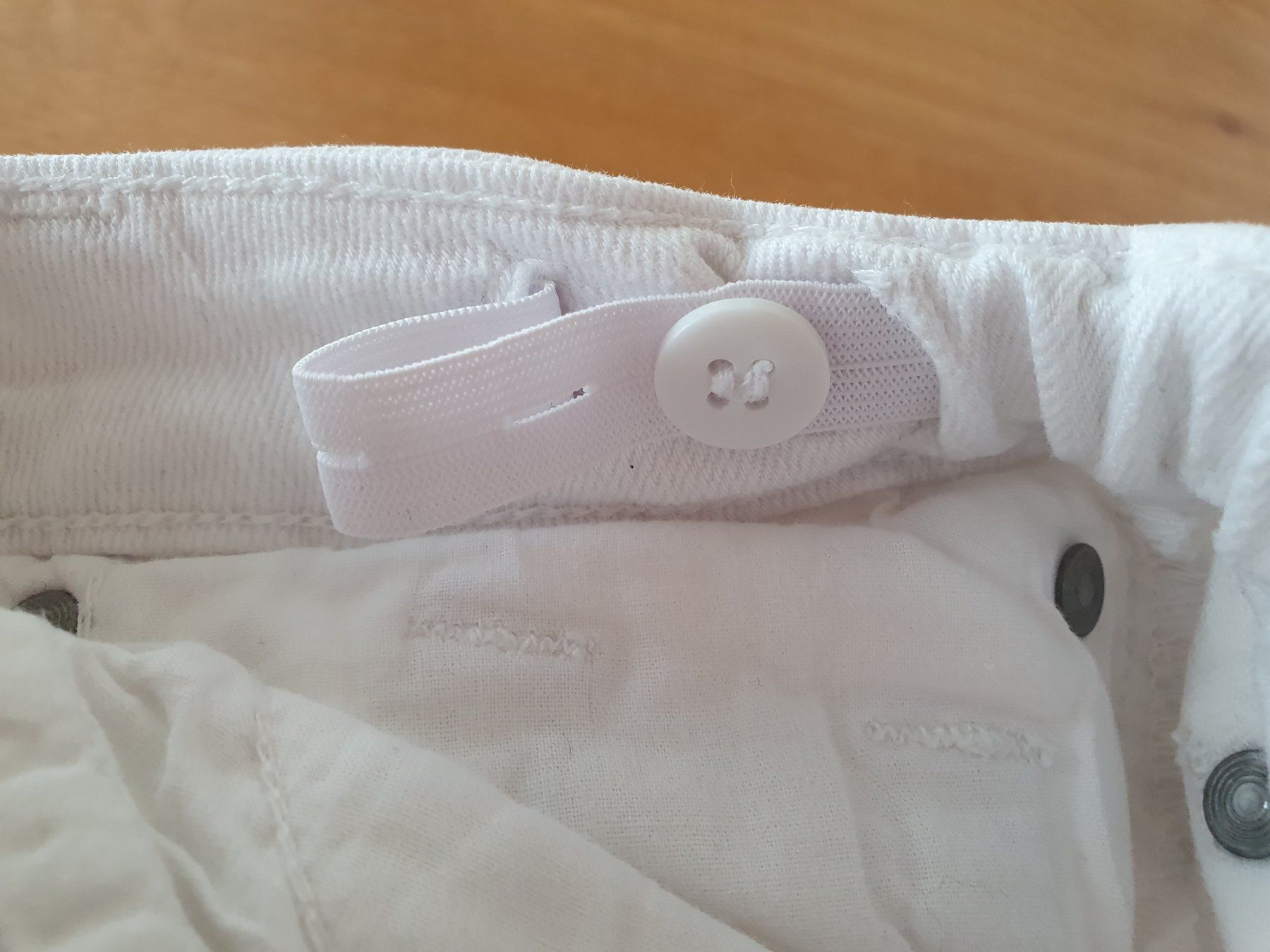 Pantaloni: Shorts weiss Gr. 152 – Usato da Villars-sur-Glâne venduto da richardette 2