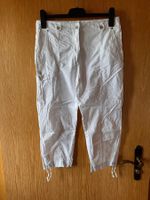Kurze weisse Stoff-Hose Gr. S