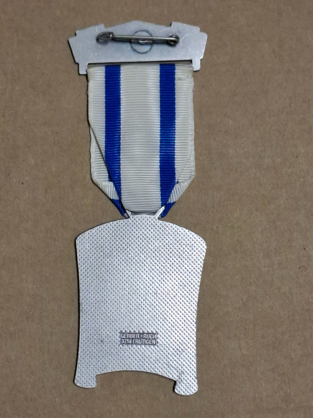Medaglie: Zug 1952 (B603) – Usato da Schwanden GL venduto da Suvorov 3