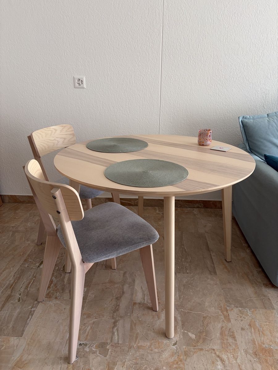 Ikea Set di tavolo e panche: IKEA Tisch LISABO plus 2 Stühle LISABO – Usato da Rickenbach SZ venduto da mar_np8d