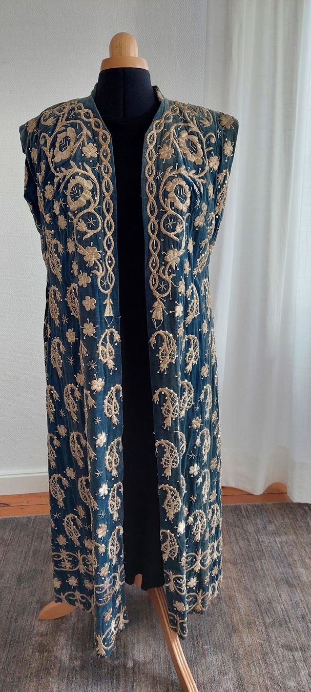 Robes: Orientalisches Hochzeitskleid – D'occasion à Ermatingen par HEIMASCHI291293 2