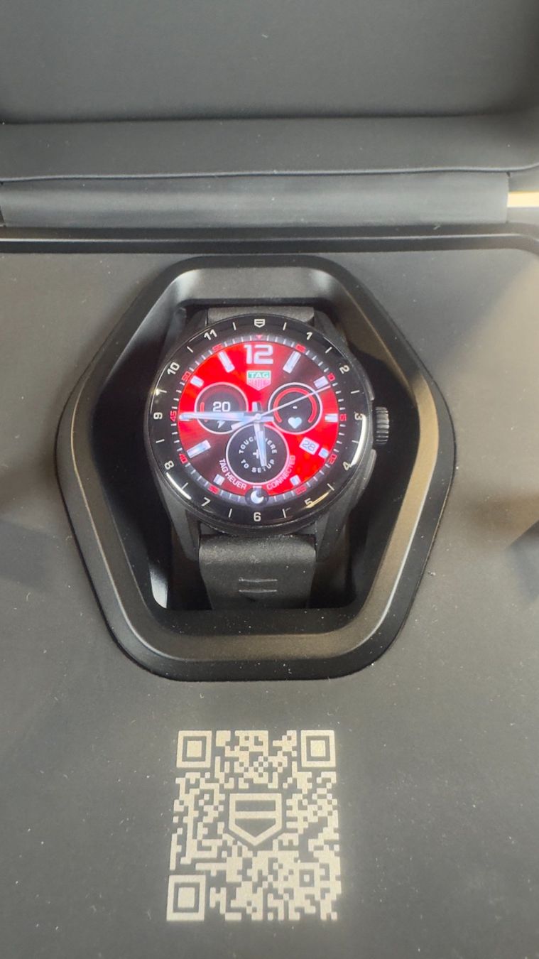 Tag Heuer Smartwatch: TAG Heuer Connected Calibre E4 Black Titanium 42 mm – Gebraucht aus Winterthur von Rwa 6