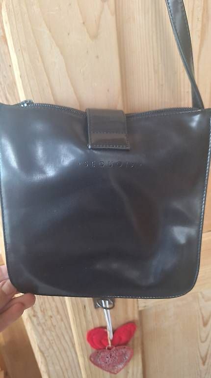 Borse da donna: Sac bandoulière Sequoia – Usato da La Chaux-de-Fonds venduto da kellina 1