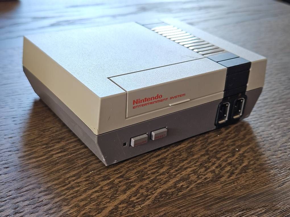 Console: Nintendo Classic Mini: Nintendo Entertainment System (NES) – Usato da Feuerthalen venduto da lorisvetter 2