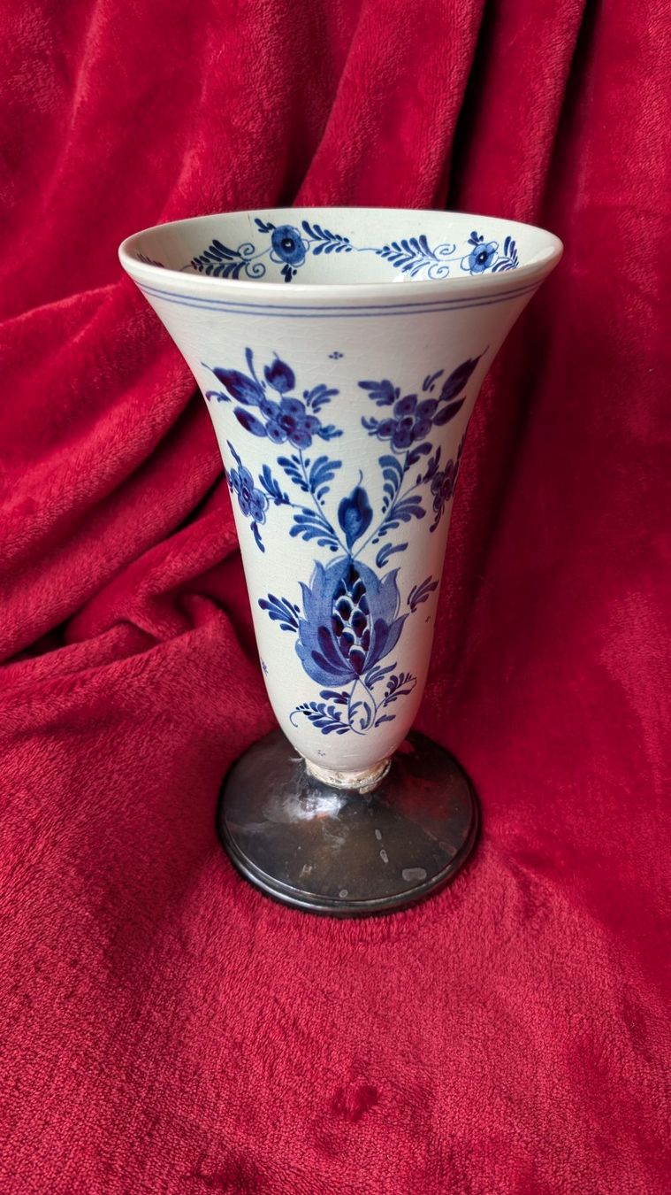 Vasen & Gefässe: Delfter Vase – Gebraucht aus Cheseaux-Noréaz von Towi 1