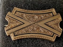 Brosche Gold 375 ornamentiert Nadel unedles Metall