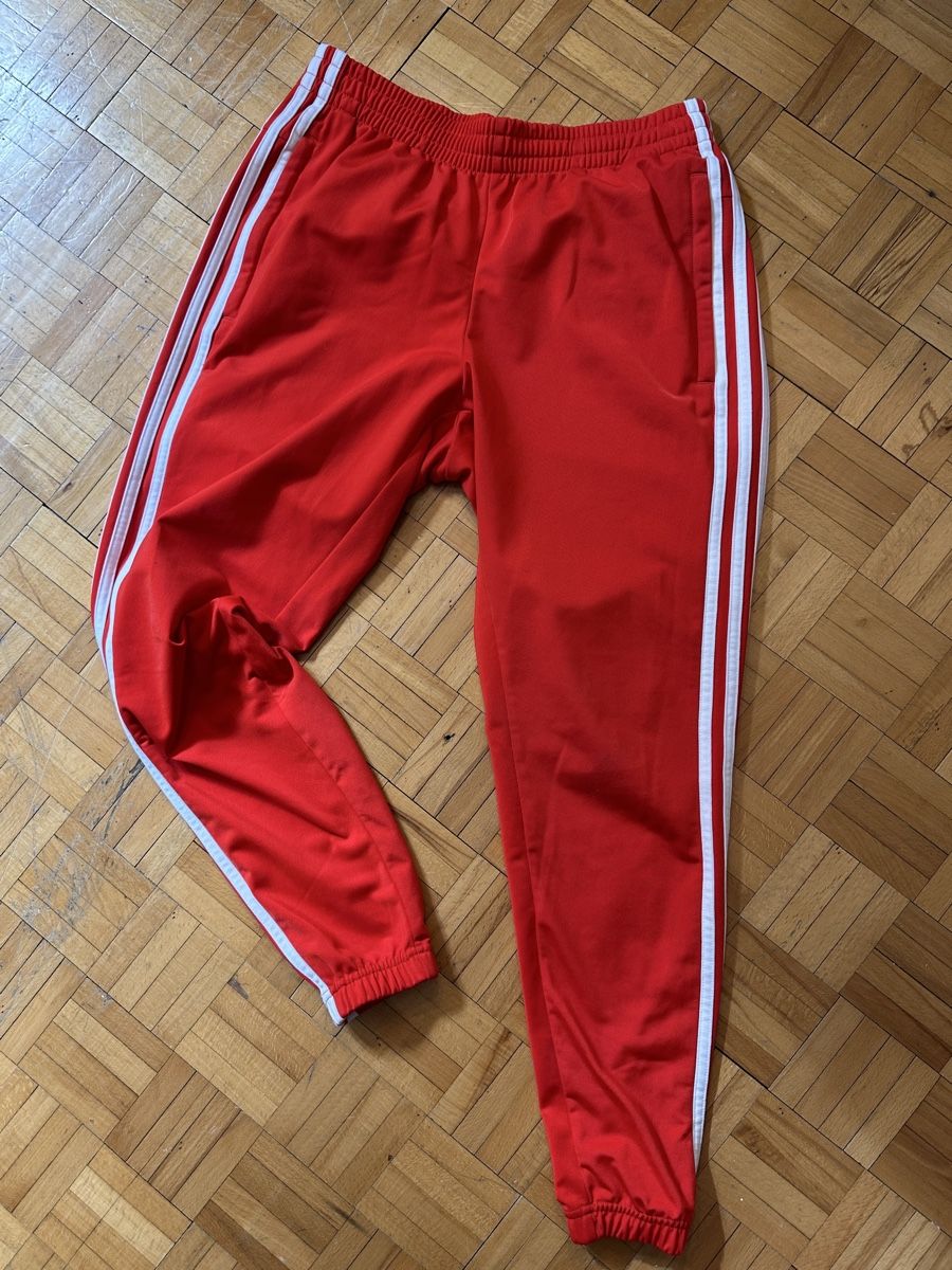 Adidas Pantaloni: Adidas Trainerhose Gr.S – Usato da Zürich venduto da Paleardi 1