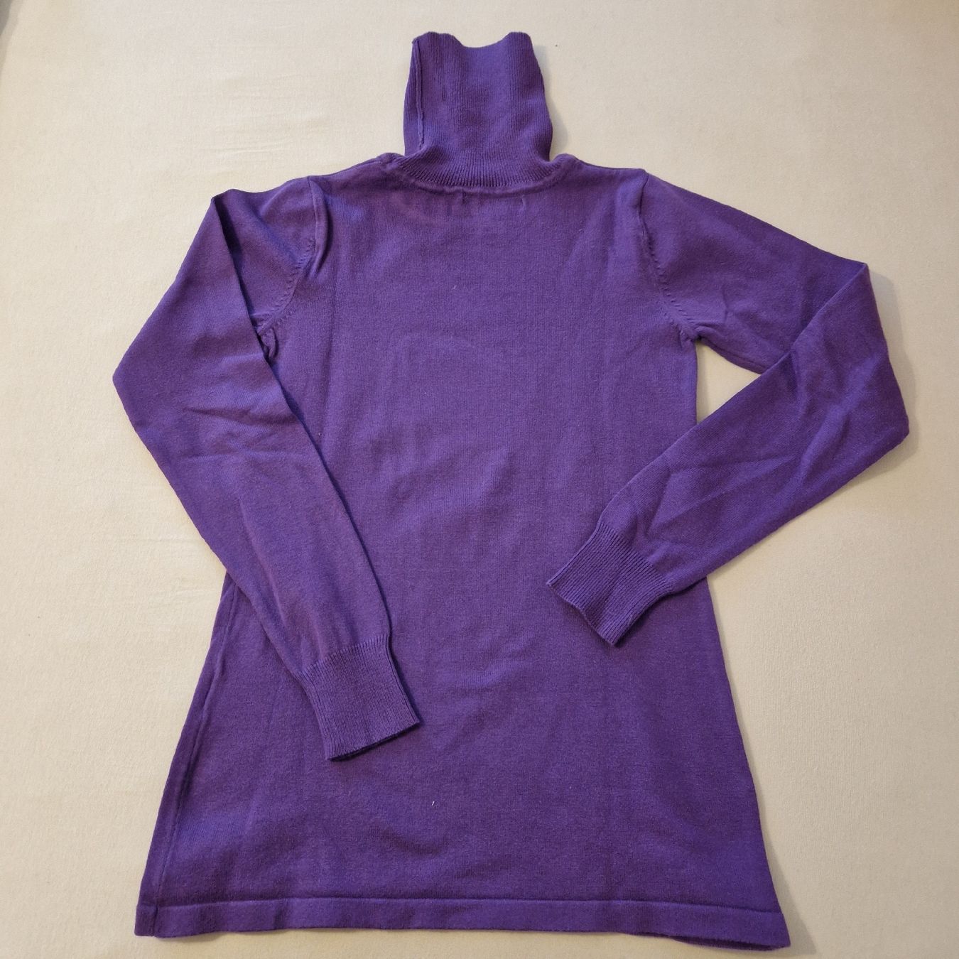 Pullover & Sweatshirts: Rollkragenpullover lila Grösse 34  – Gebraucht aus Weinfelden von Vini05 2