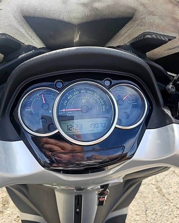 Scooter: Piaggio MP3 300 collaudo 25.3.2026 – Usato da Viganello venduto da HaniHela 3