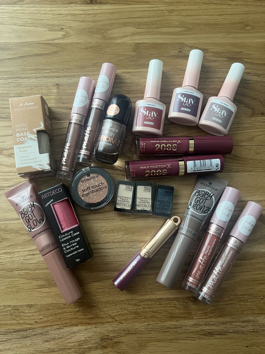 Make-up: Make-up Set inkl. Nagellack – Neu (gemäss Beschreibung) aus Niederlenz von amina__