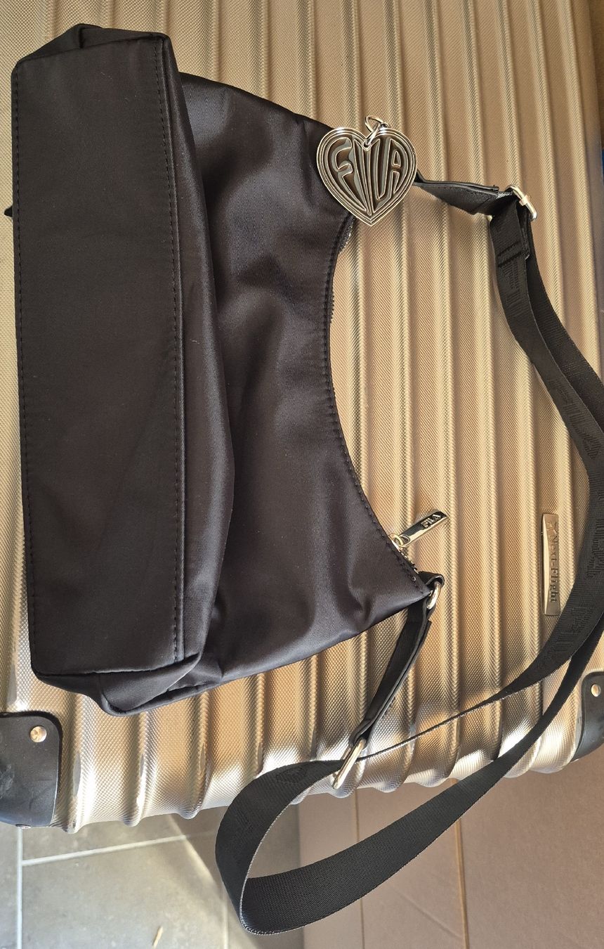Taschen für Damen: Tasche – Neu (gemäss Beschreibung) aus Wislikofen von ana_j6bc 2