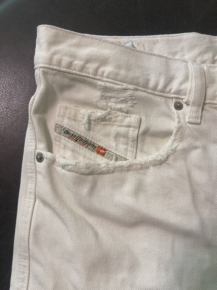 Diesel Jeans: Diesel Jeans Shorts 32 – D'occasion à Dübendorf par olh_rs5r 1