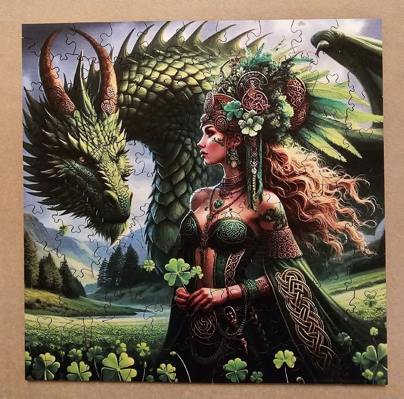Puzzles: Holzpuzzle "Drache" mit Spezialteilen Gr. A5 – Neu (gemäss Beschreibung) aus Bütschwil von Taborana