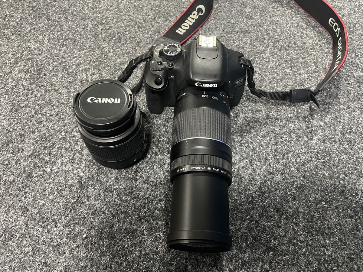 Canon Appareil photo: Canon EOS 600D Spiegelreflexkamera mit zwei Objektiven – D'occasion à Lupsingen par McFly12 6