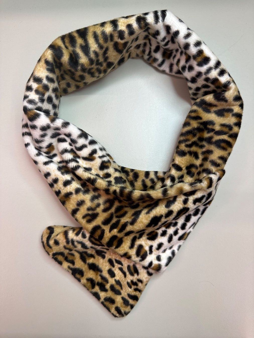 Foulard & Sciarpe: Schalkragen – Usato da Leuk-Stadt venduto da nadlerhu 1