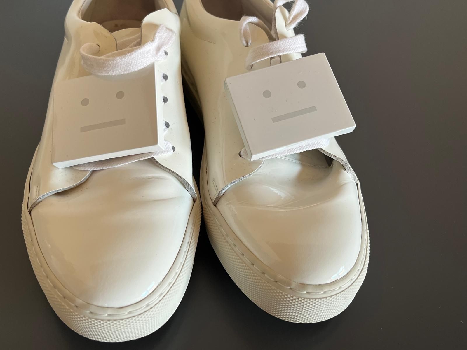 Acne Studios Scarpe da donna: ACNE Studio Sneaker 36 Lackleder – Usato da Münchenstein venduto da luksack 2