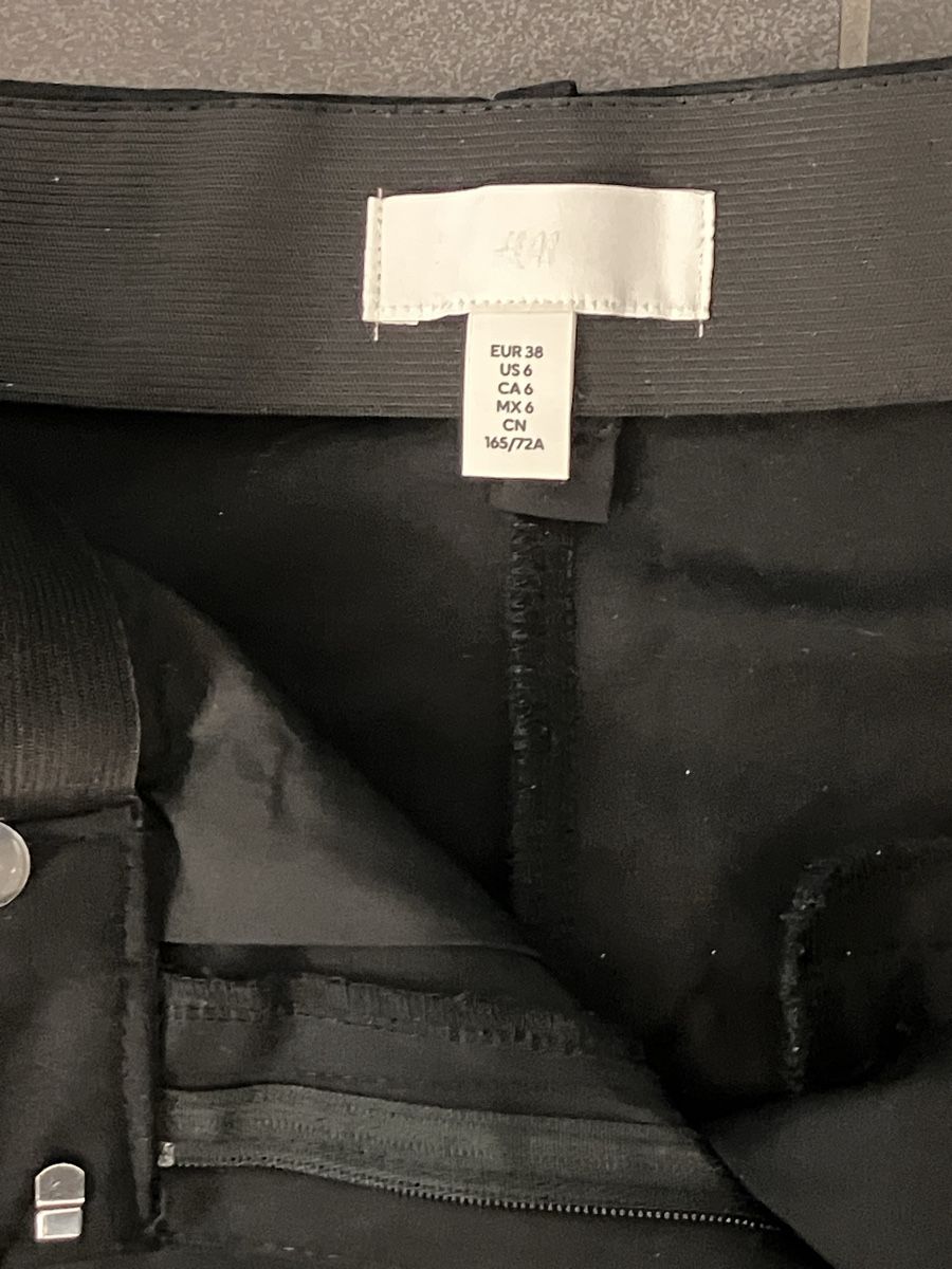 H&M Completi & Tailleur: Fürs Business oder Eleganz – Usato da Baden venduto da sylivianne 4